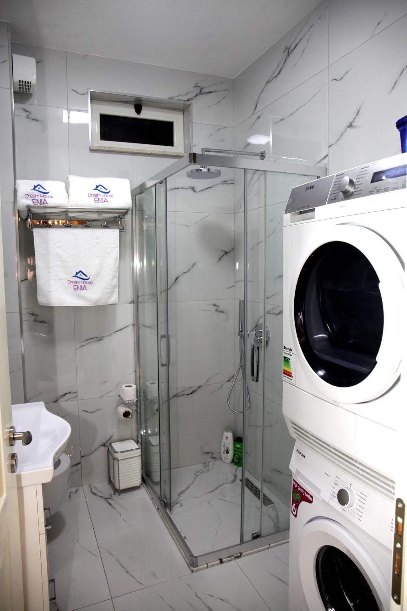 Apartman Dream House Enia 2 *